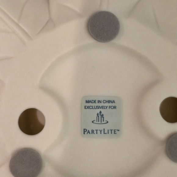 Vintage PartyLite Magnolia Lotus Blossom Flower Pillar Candle Holder 1999 - Picture 10 of 10